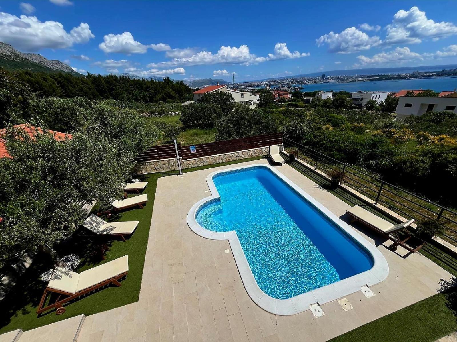 Holiday Home Magic View With Private Heated Pool Kastela Ngoại thất bức ảnh